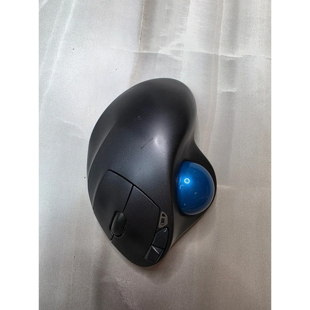 Logitech M570‎ Wireless Trackball Mouse Ergonomic Black Blue 910-001799